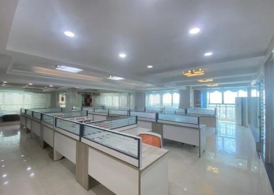 420方整一层出租 办公家具齐全 私密性高有多个间隔 420方整一层出租 办公家具齐全 私密性高有多个间隔