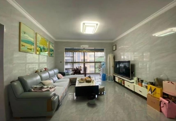 城市花园 精装南北对流3房 业主 30万 中间楼层 城市花园 精装南北对流3房 业主 30万 中间楼层