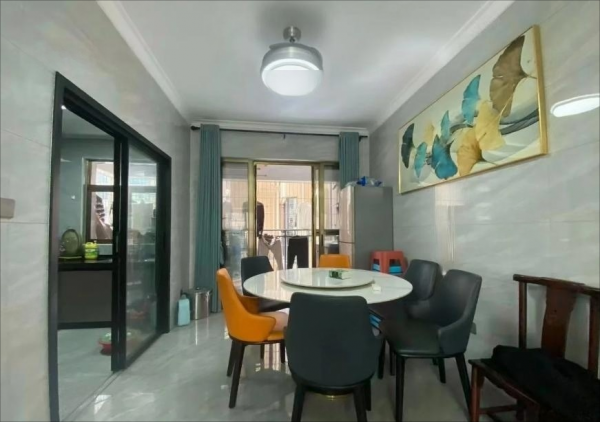 城市花园 精装南北对流3房 业主 30万 中间楼层 城市花园 精装南北对流3房 业主 30万 中间楼层