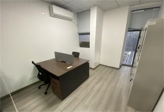 配套齐全拎包办公 全景落地窗 单边位采光充足 配套齐全拎包办公 全景落地窗 单边位采光充足